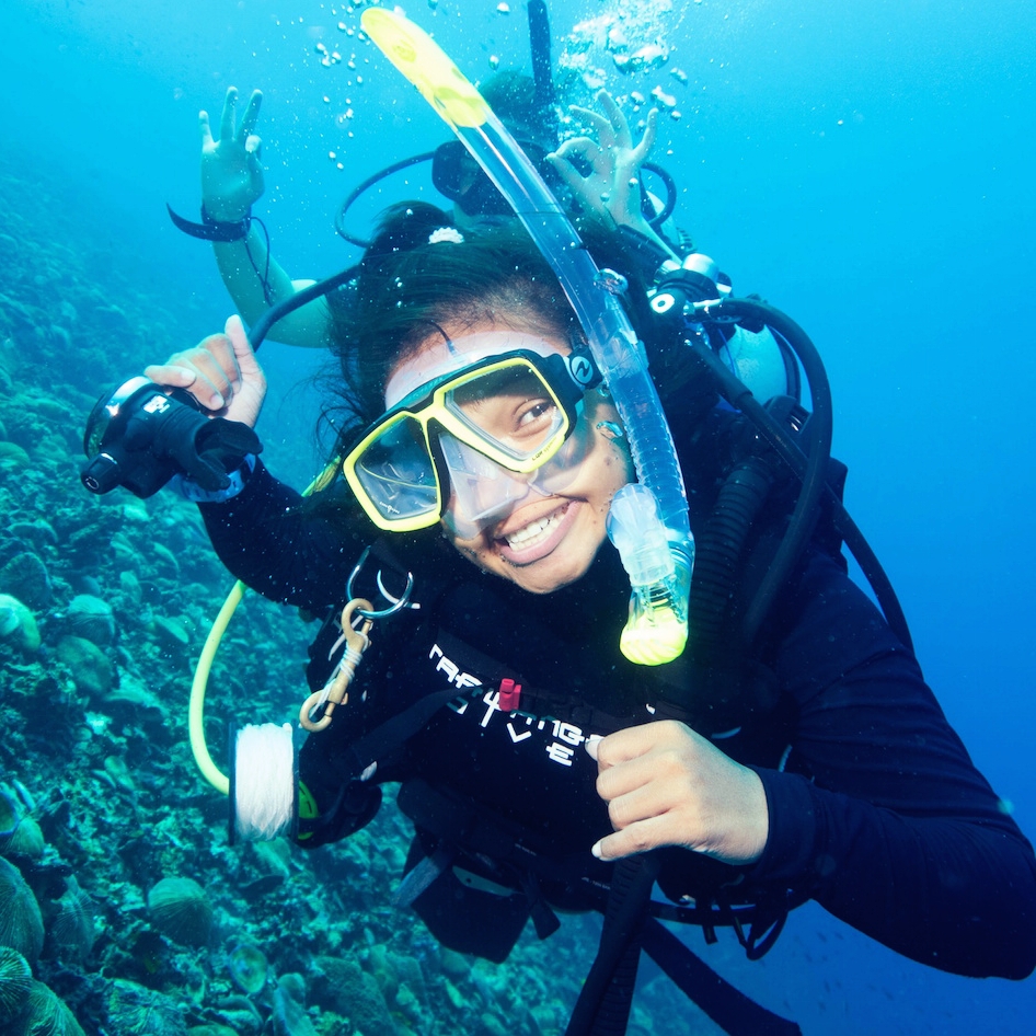 V. Inspiring Stories of Women in Scuba Diving