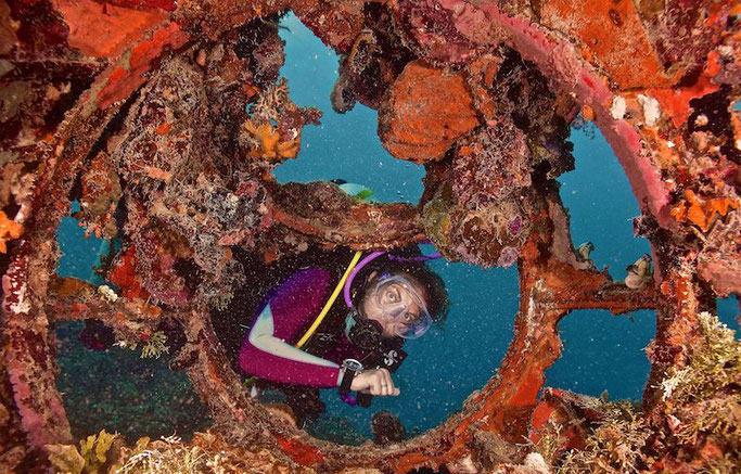 wreck diving micronesia