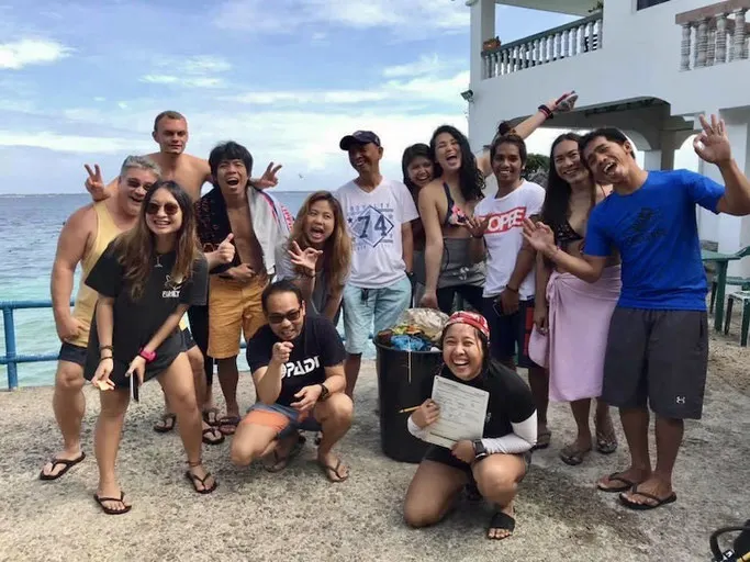 Encouraging new divers through Dives against Debris