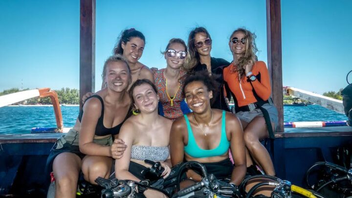 GTS Weekend Gili T: $2065 raised, 290kg of waste removed and over 100 female divers!