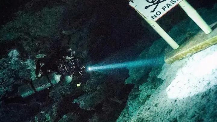 cave diving course mexico