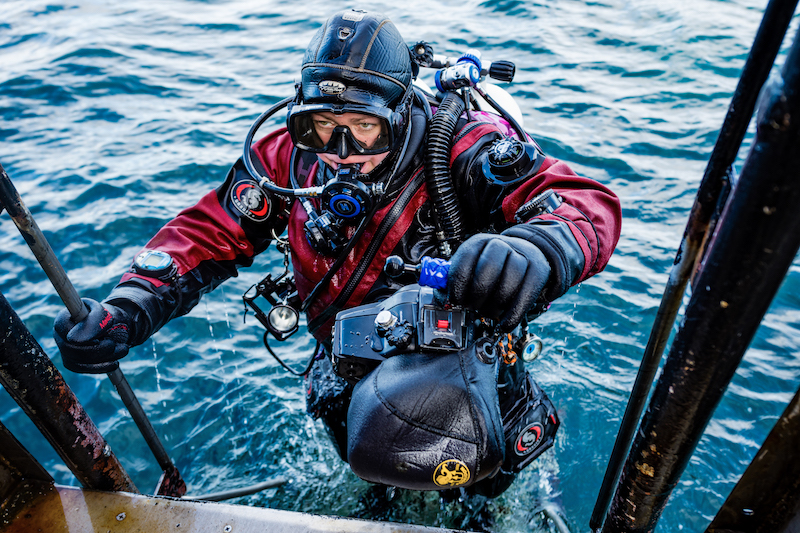 Girls that Cave Dive Christine Grosart's Cave Exploration