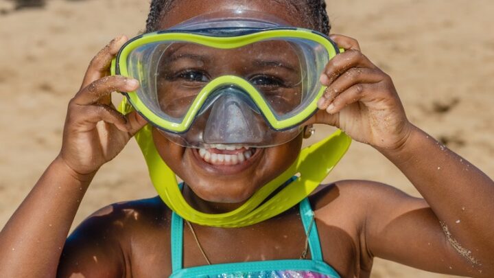 kids scuba diving