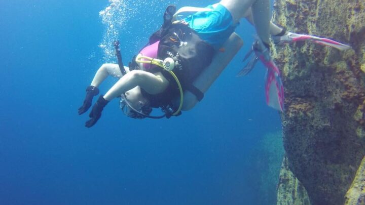 scuba diving partially sighted